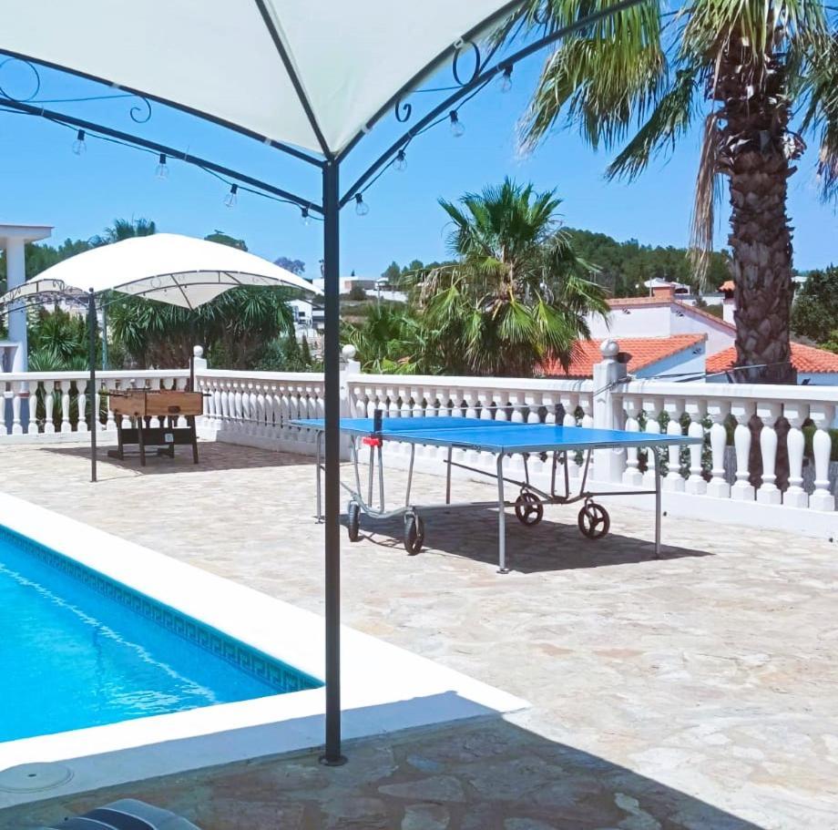 Las Palmeras Alberic Exterior photo